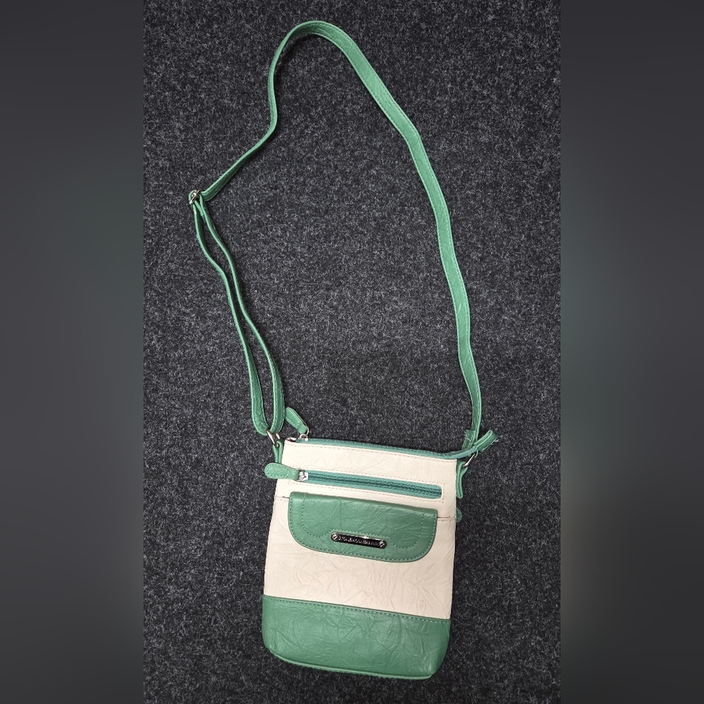 Stone Mountain Accessories Green and Cream Crossbody Bag